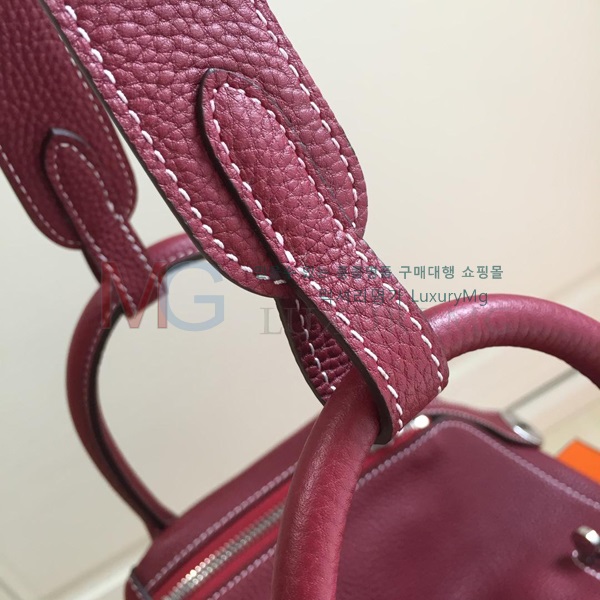 ޽   26 H9052261-A-11