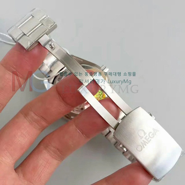 Ż ް ð ECS001847