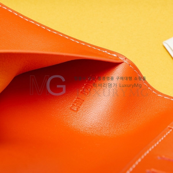 ߵ  GY69872-7