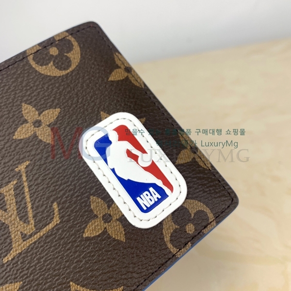 Ż ̺ NBA Ƽ  M80105-A-2