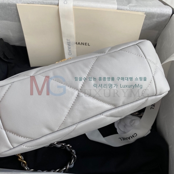* 19 ÷ AS1160-A22-8
