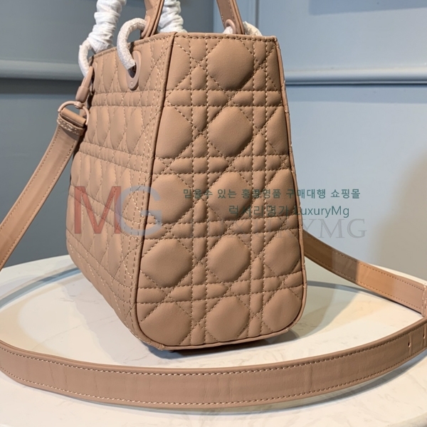  ̴ ̵ M0565-A-5