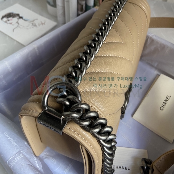   ̹ 67086-A22-8