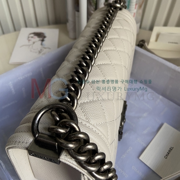   ̹ 67086-A21-5