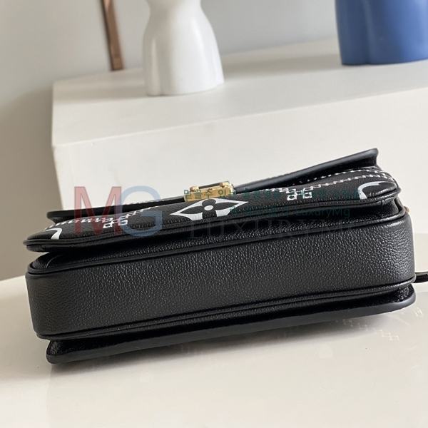 ̺ Ʈ Ƽ ũν M46028-A-1