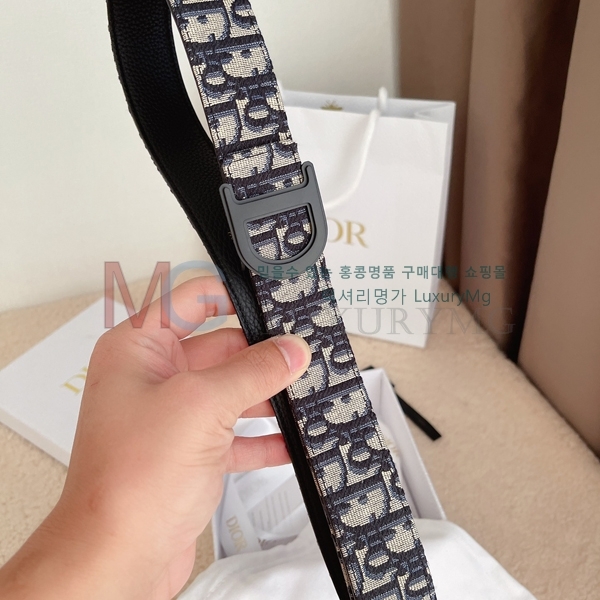   Ʈ DR663331-3 (3.5cm)