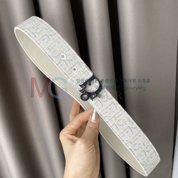  Ʈ DR688216-8 (3.5cm)