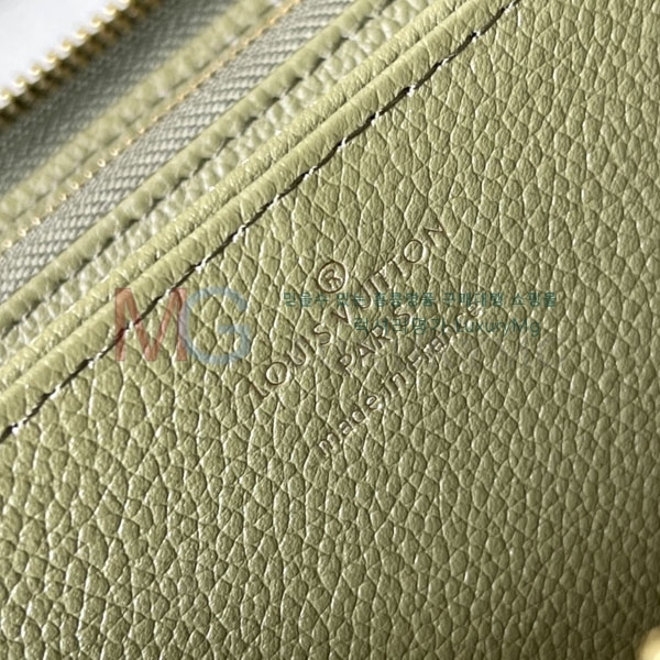̺   M81279
