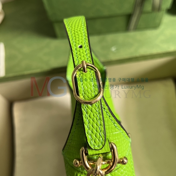   ̴ JACKIE1961  675799-A-2