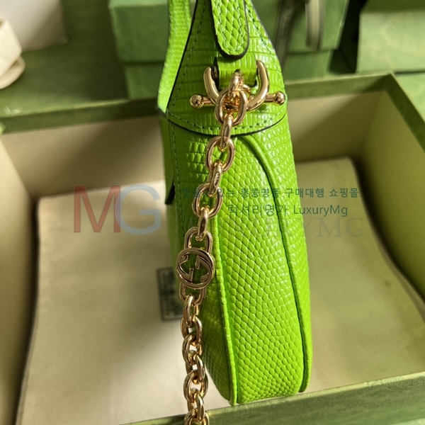    ̴ JACKIE1961  675799-A-2