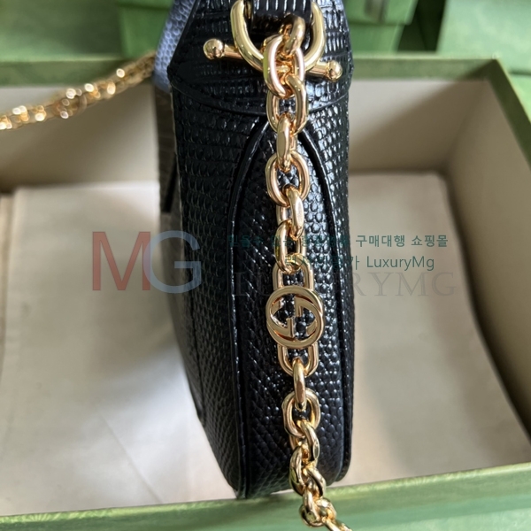    ̴ JACKIE1961  675799-A-1