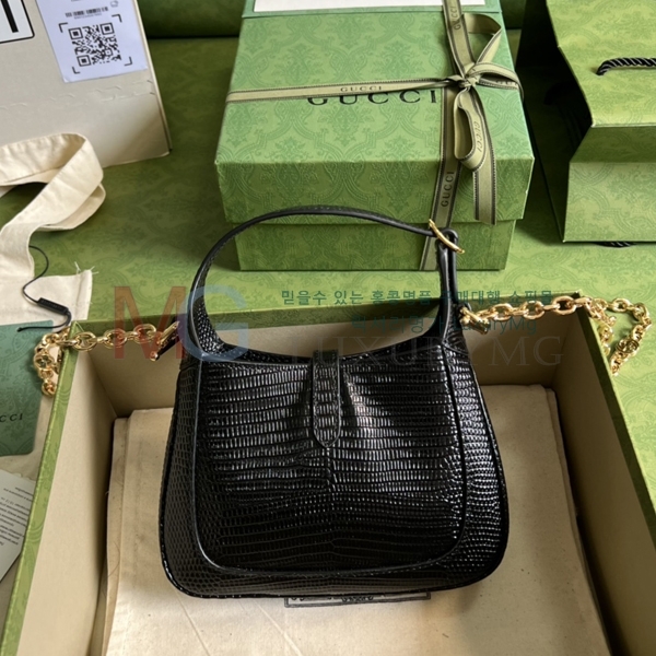    ̴ JACKIE1961  675799-A-1