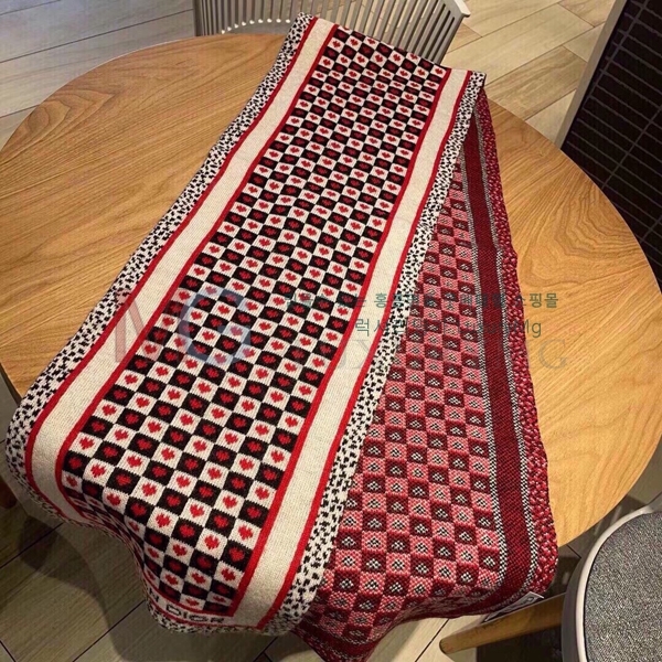  ÷ DI827413-1