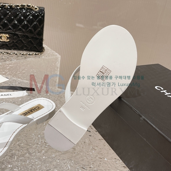 *   CHA1025773-2