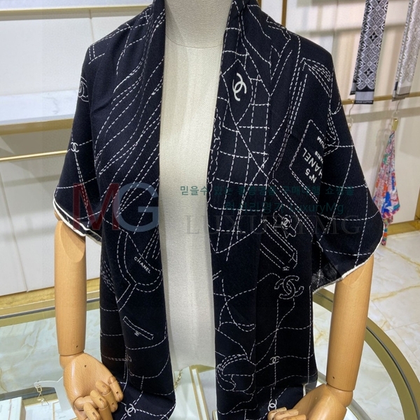 * ÷ CHA550678