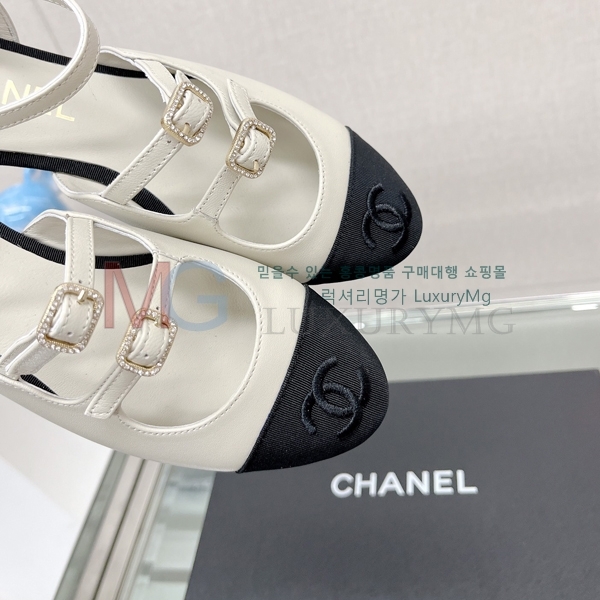 ��* ���� �÷����� K806655-1