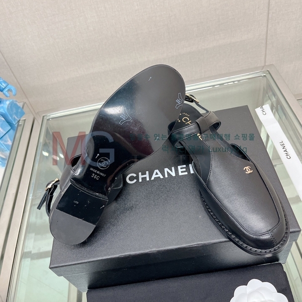 ��* ���� �÷����� K806652-2