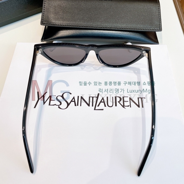 ζ ۶ 9YSL0227-5