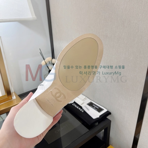 *   MZ660515-1