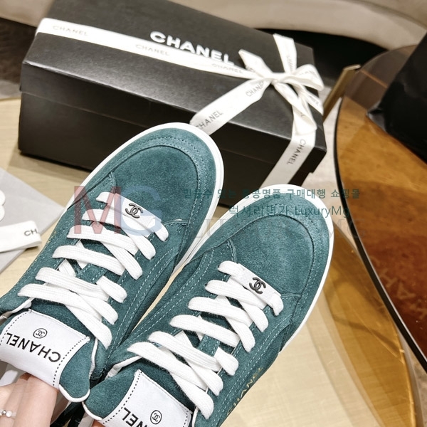 ��* ���� �ȭ CH68821-1