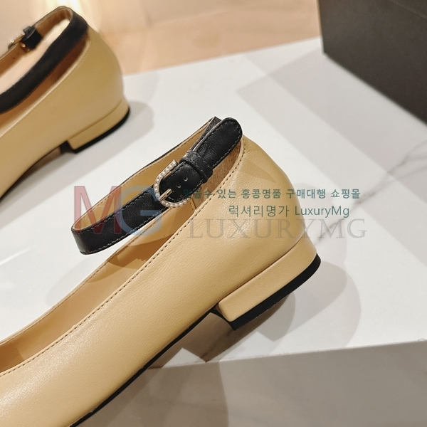 ��* ���� �÷����� K888671-4