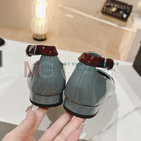 ��* ���� �÷����� K888671-1