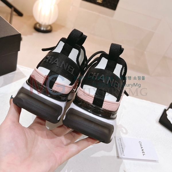 ��* ����Ŀ�� 1FA60553-2