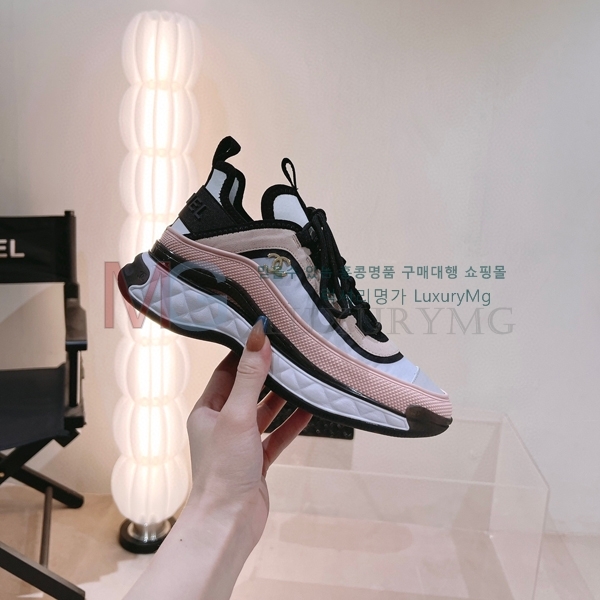 ��* ����Ŀ�� 1FA60553-2