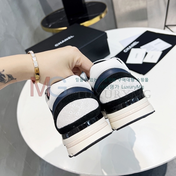 ��* ����Ŀ�� CC608815-2