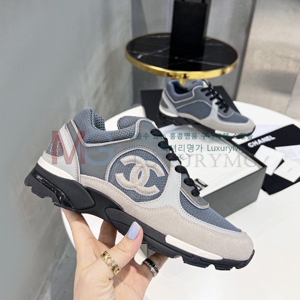 ��* ����Ŀ�� CC608815-6