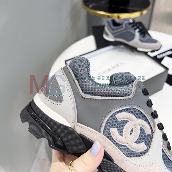 ��* ����Ŀ�� CC608815-6