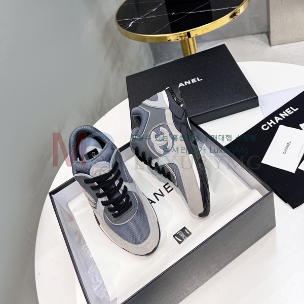 ��* ����Ŀ�� CC608815-6