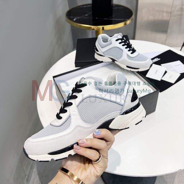 ��* ����Ŀ�� CC608815-3