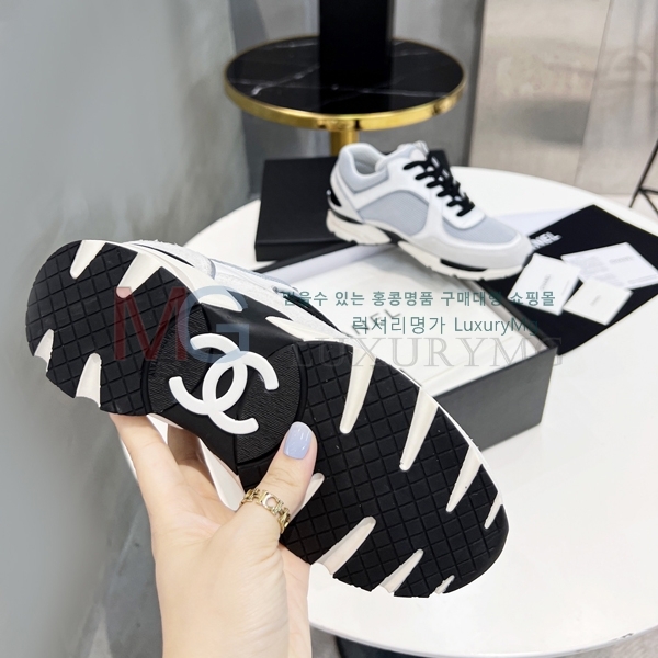 ��* ����Ŀ�� CC608815-3