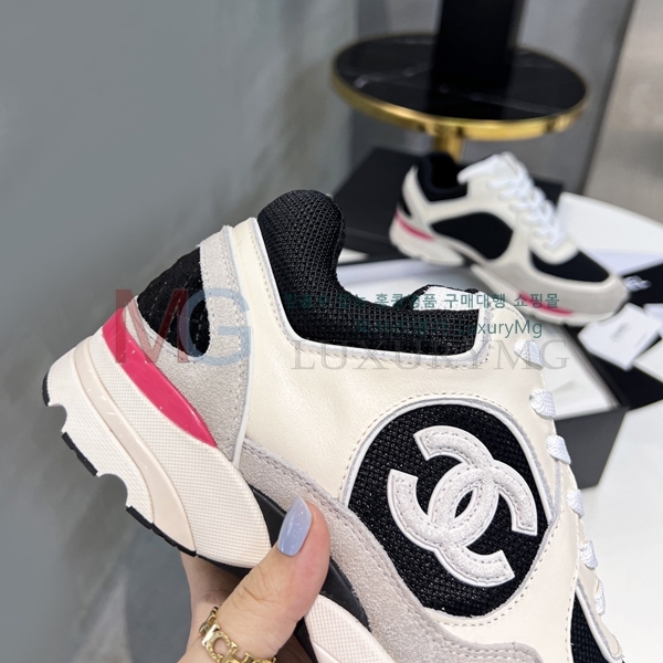 ��* ����Ŀ�� CC608815-4