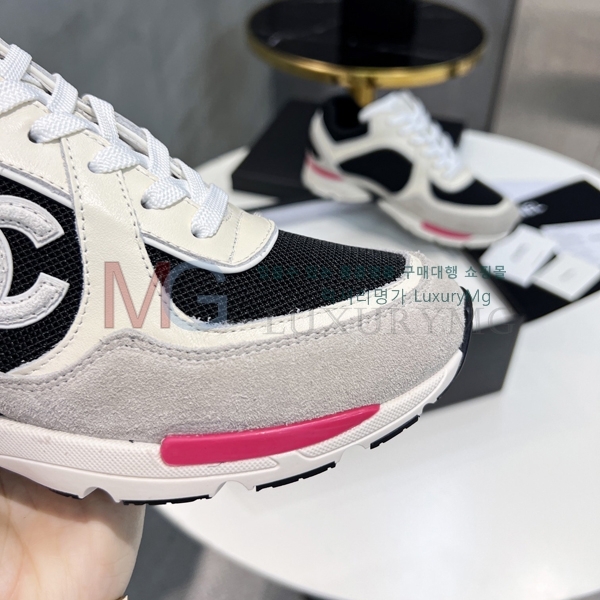 ��* ����Ŀ�� CC608815-4