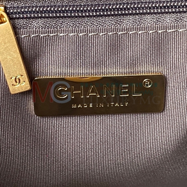 * 24C 19 ü  AS4223-6