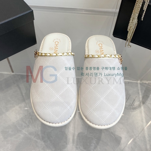 ��* �� ������ CH389953-2