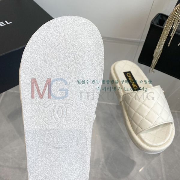 ��* ���� ������ CH389952-1