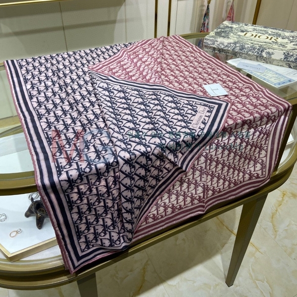  ÷ DI827440-2