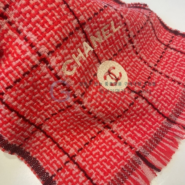 * ÷ C949924-2