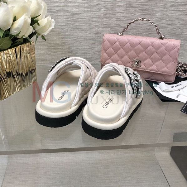 ��* ���� ������ CH64152-3