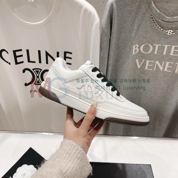 ��* ����Ŀ�� MD605522-2