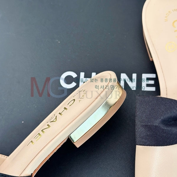 *  CH546555
