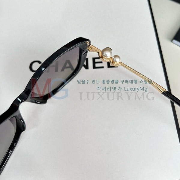 * ۶ CHA654122-1