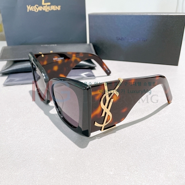 ζ ۶ 9YSL0228-2