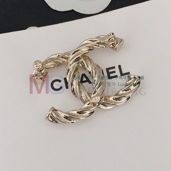 * ġ G100592