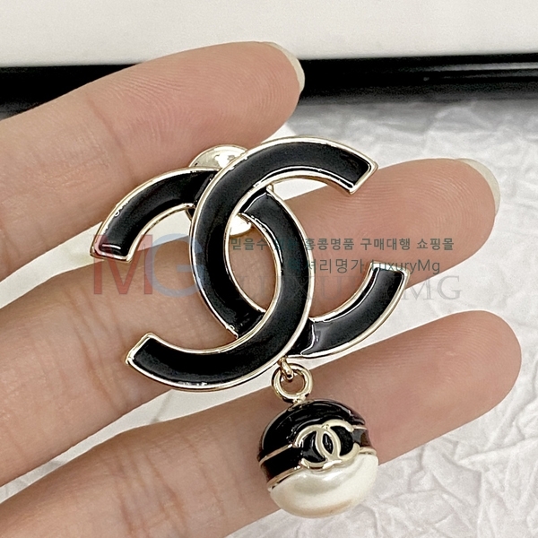 * ġ G1006650