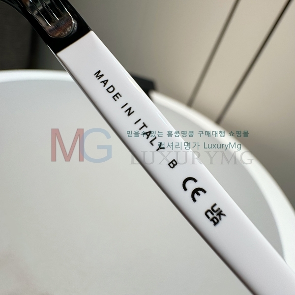 * ۶ 2CC63367-1
