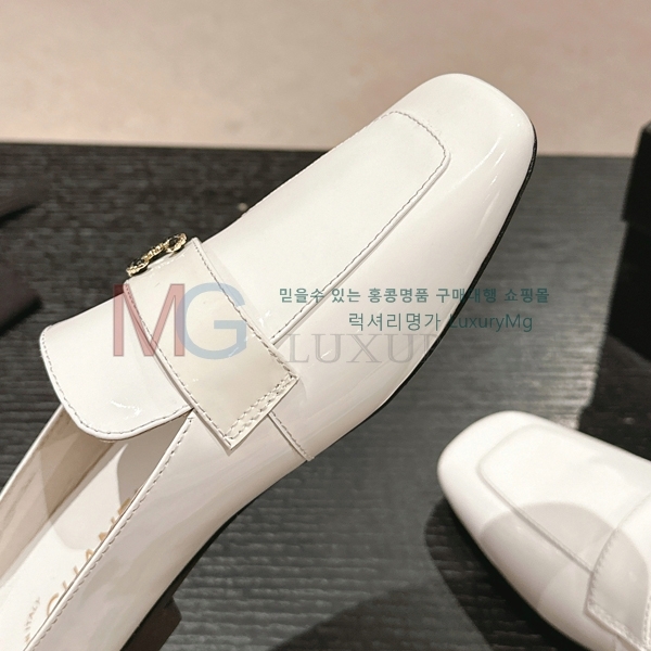 ��* ���� ������ 31CN84532-2